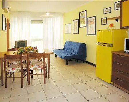Apartamento Sanian, In A Quiet Area Of Bibione, Within Walking Distance Of Shops, Restaurants And The